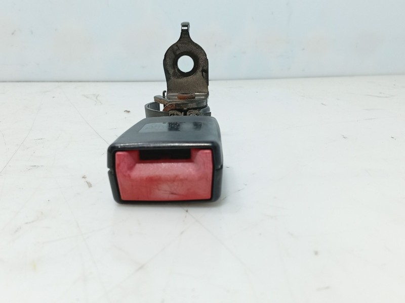 Recambio de anclaje cinturon trasero izquierdo para volkswagen tiguan (5n_) 2.0 tdi referencia OEM IAM   
