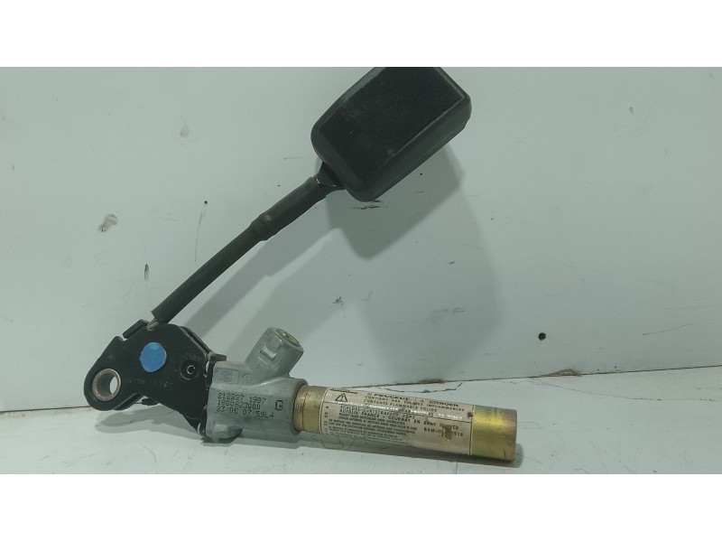 Recambio de anclaje cinturon delantero izquierdo para peugeot 406 coupé (8c) 2.0 16v referencia OEM IAM   