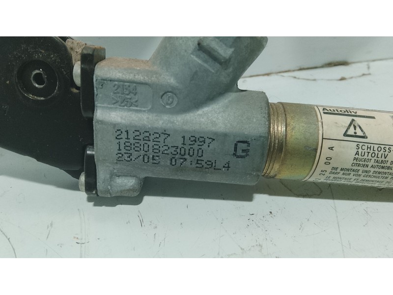 Recambio de anclaje cinturon delantero izquierdo para peugeot 406 coupé (8c) 2.0 16v referencia OEM IAM   