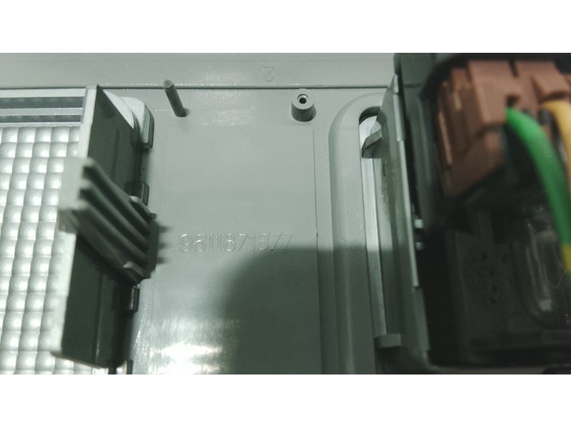 Recambio de luz interior para peugeot 406 coupé (8c) 2.0 16v referencia OEM IAM   