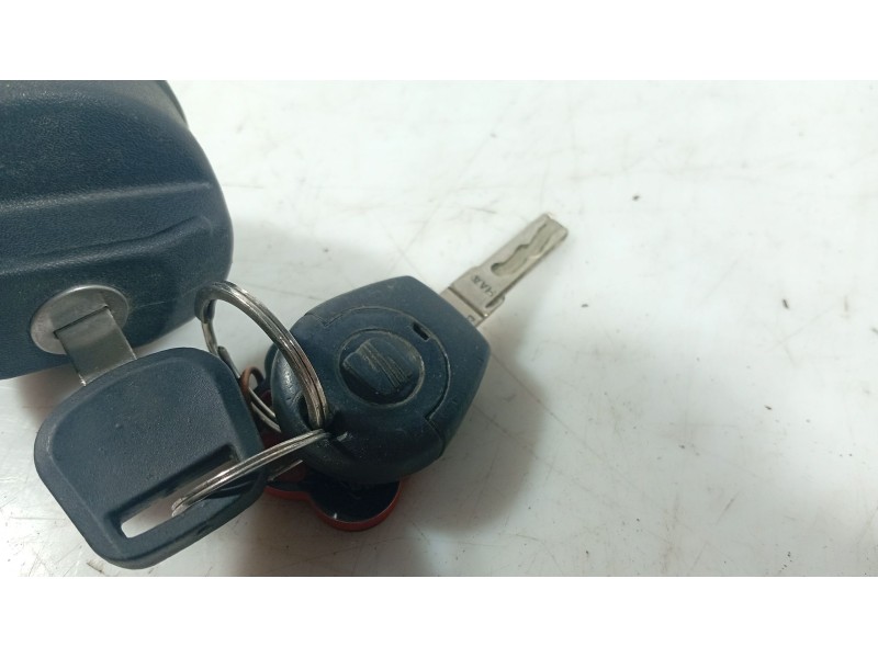 Recambio de tapon combustible para seat toledo ii (1m2) 1.6 16v referencia OEM IAM   