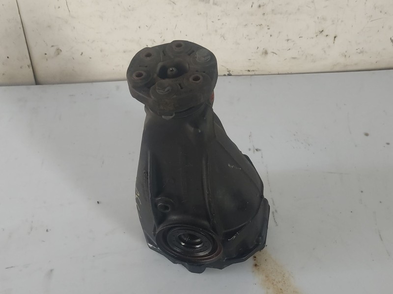 Recambio de diferencial trasero para mercedes-benz clase c (w203) berlina referencia OEM IAM A2103507062  
