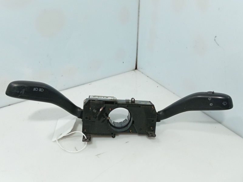 Recambio de mando volante para volkswagen polo iv (9n_, 9a_) 1.4 tdi referencia OEM IAM   