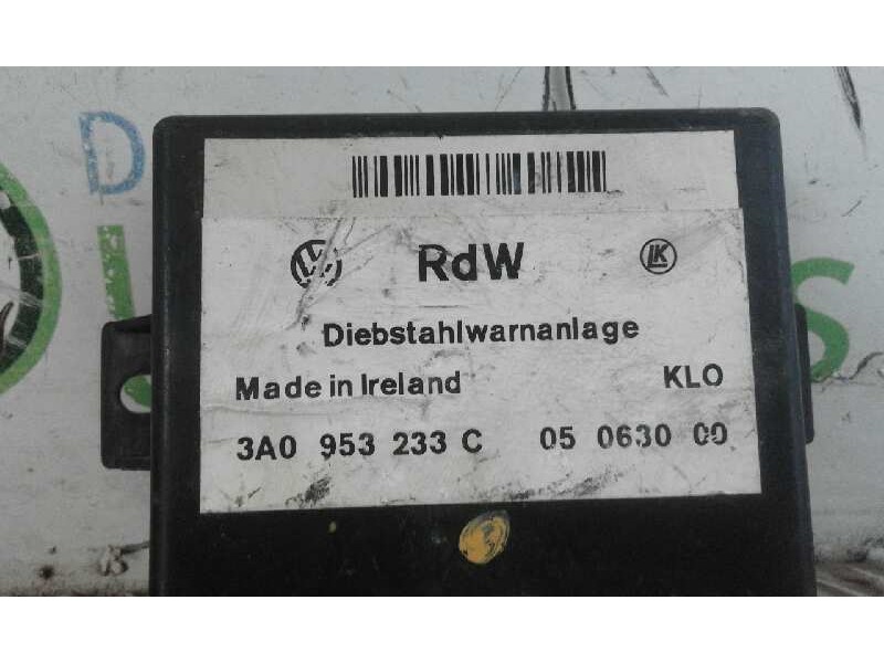 Recambio de centralita cierre para seat ibiza (6k) 1.9 tdi   |   0.93 - ... | 1993 | 90 cv / 66 kw referencia OEM IAM 3A0953233C Recambio de centralita cierre para seat ibiza (6k) 1.9 tdi   |   0.93 - ... | 1993 | 90 cv / 66 kw referencia OEM IAM 3A0953233C
