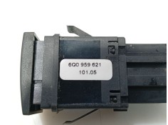 Recambio de interruptor para volkswagen polo iv (9n_, 9a_) 1.4 tdi referencia OEM IAM    2