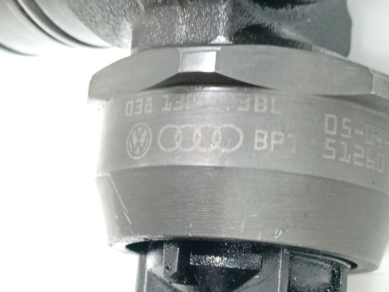 Recambio de inyector para volkswagen polo iv (9n_, 9a_) 1.4 tdi referencia OEM IAM   