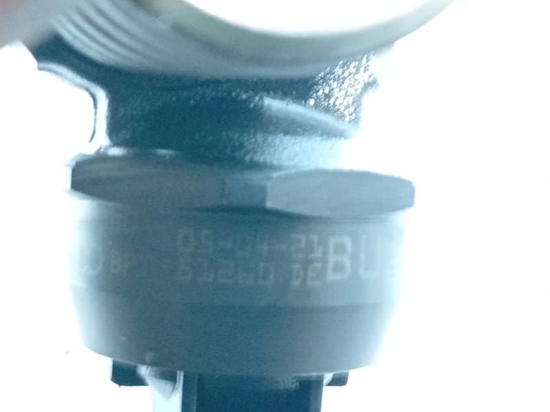 Recambio de inyector para volkswagen polo iv (9n_, 9a_) 1.4 tdi referencia OEM IAM   