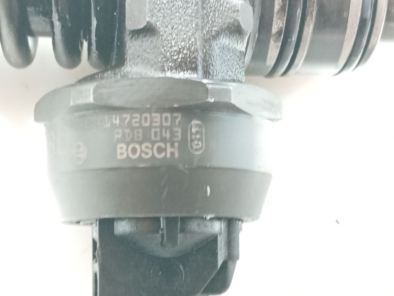 Recambio de inyector para volkswagen polo iv (9n_, 9a_) 1.4 tdi referencia OEM IAM   