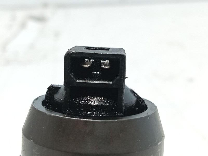 Recambio de inyector para volkswagen polo iv (9n_, 9a_) 1.4 tdi referencia OEM IAM   