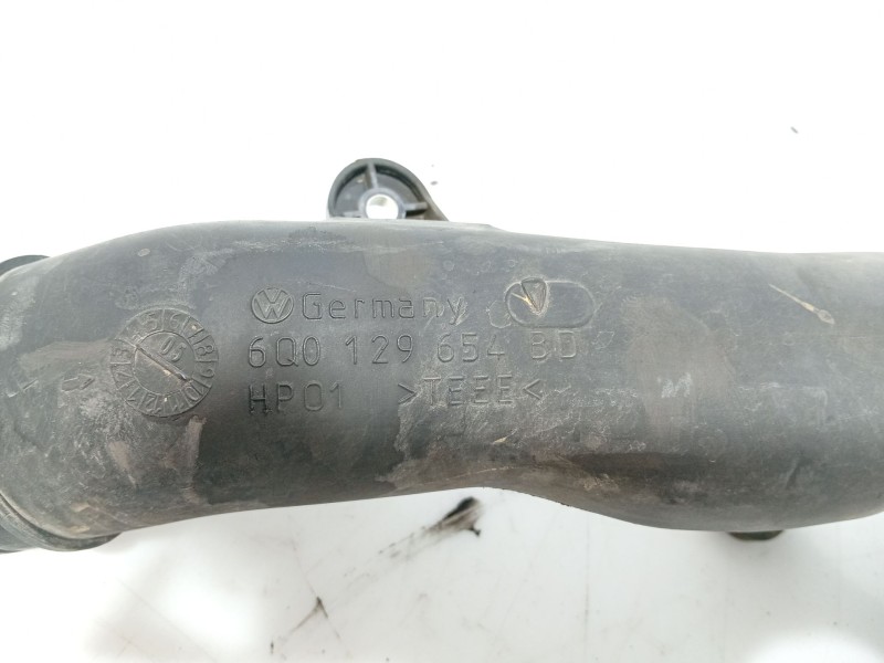 Recambio de tubo para volkswagen polo iv (9n_, 9a_) 1.4 tdi referencia OEM IAM   