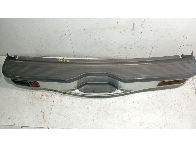 Recambio de paragolpes trasero para ford explorer 4.0 full equipped referencia OEM IAM   