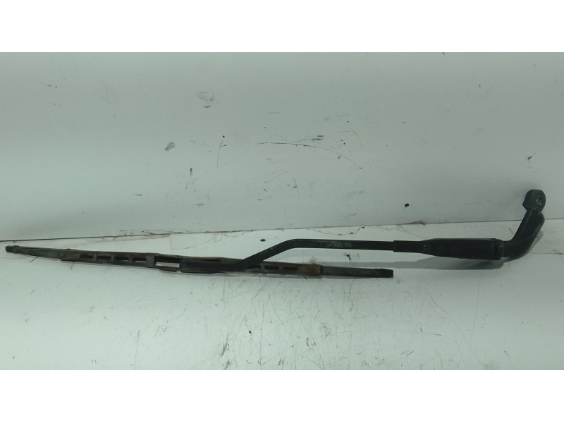 Recambio de brazo limpia trasero para kia carnival ii (gq) 2.9 crdi referencia OEM IAM   