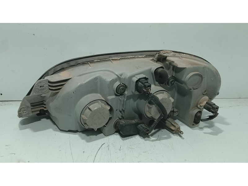 Recambio de faro derecho para kia carnival ii (gq) 2.9 crdi referencia OEM IAM   