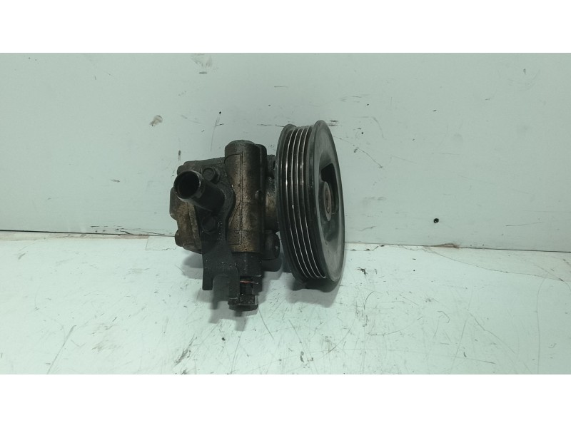 Recambio de bomba direccion para kia carnival ii (gq) 2.9 crdi referencia OEM IAM   