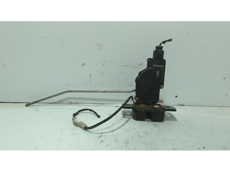 Recambio de cerradura maletero / porton para kia carnival ii (gq) 2.9 crdi referencia OEM IAM   