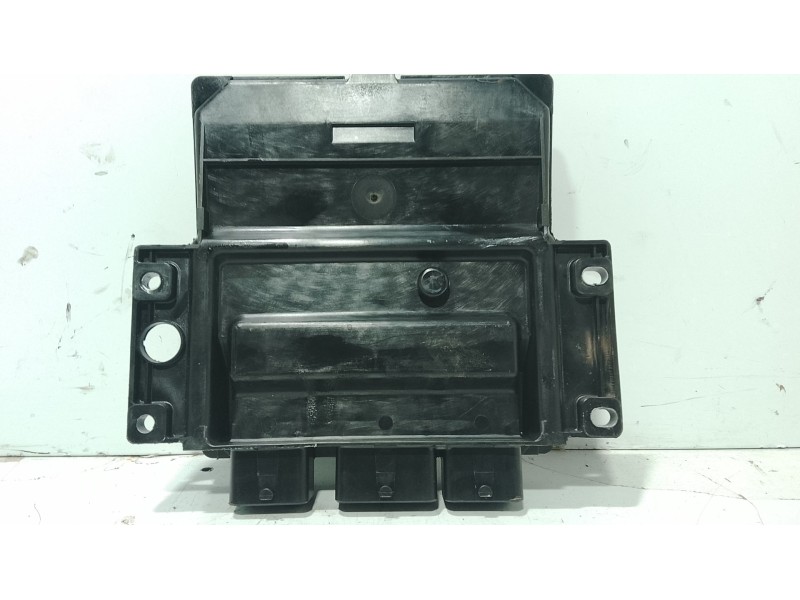 Recambio de centralita motor uce para kia carnival ii (gq) 2.9 crdi referencia OEM IAM   