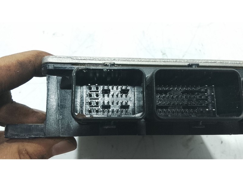 Recambio de centralita motor uce para kia carnival ii (gq) 2.9 crdi referencia OEM IAM   