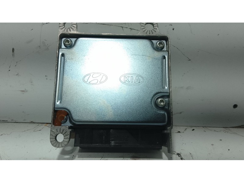 Recambio de centralita airbag para kia carnival ii (gq) 2.9 crdi referencia OEM IAM   