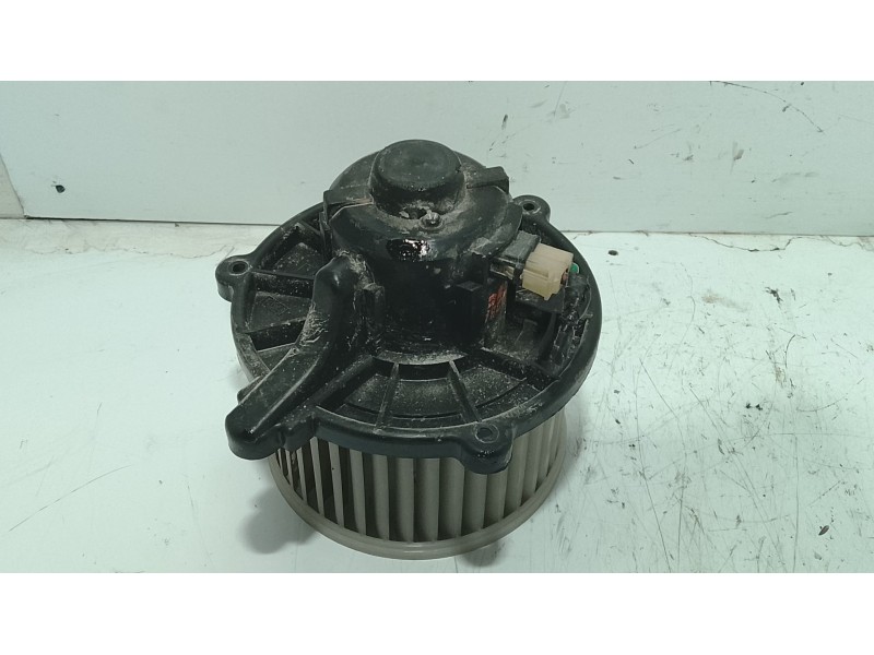Recambio de ventilador calefaccion para kia carnival ii (gq) 2.9 crdi referencia OEM IAM   