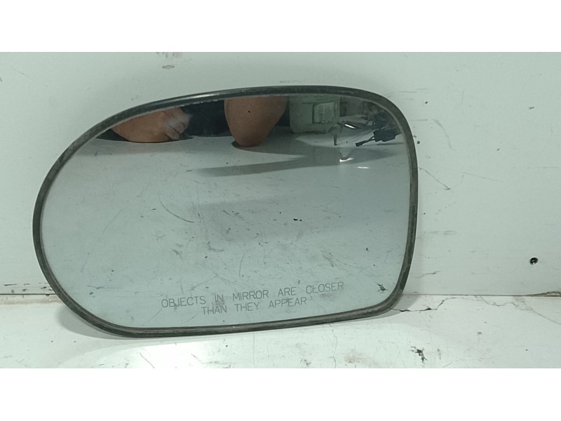 Recambio de cristal retrovisor izquierdo para kia carnival ii (gq) 2.9 crdi referencia OEM IAM   