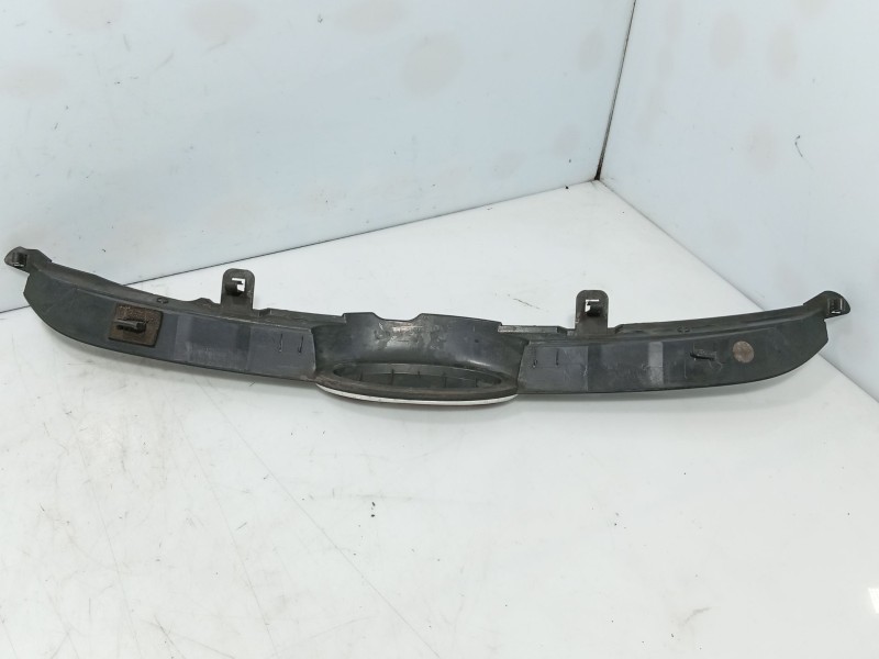Recambio de moldura para ford fiesta vi (cb1, ccn) 1.4 tdci referencia OEM IAM   