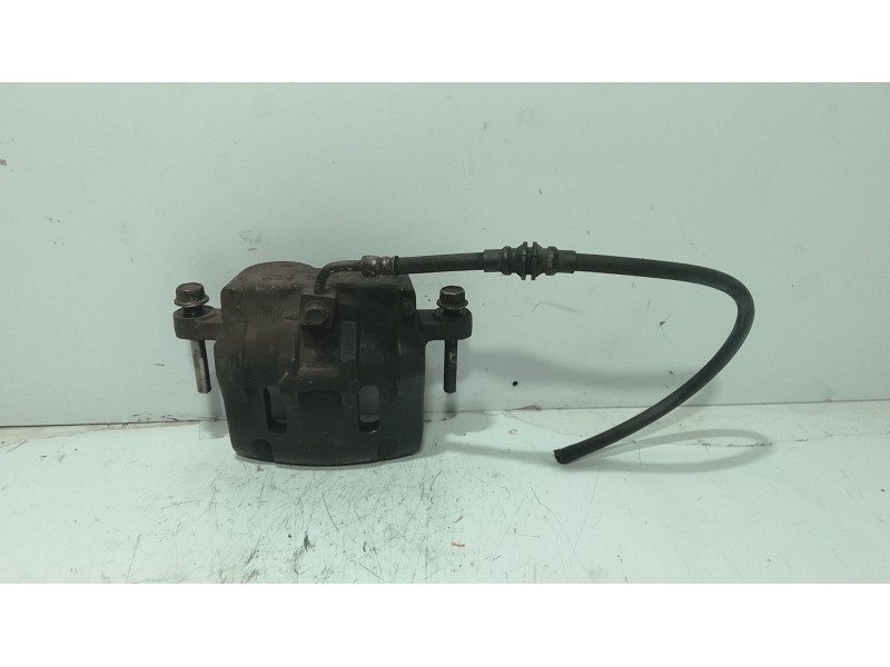 Recambio de pinza freno delantera derecha para kia carnival ii (gq) 2.9 crdi referencia OEM IAM   