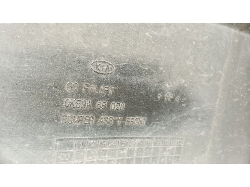 Recambio de paragolpes delantero para kia carnival ii (gq) 2.9 crdi referencia OEM IAM   