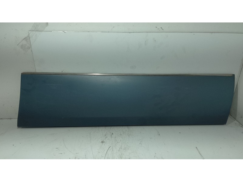 Recambio de moldura para mercedes-benz 124 sedán (w124) 300 e (124.030) referencia OEM IAM   