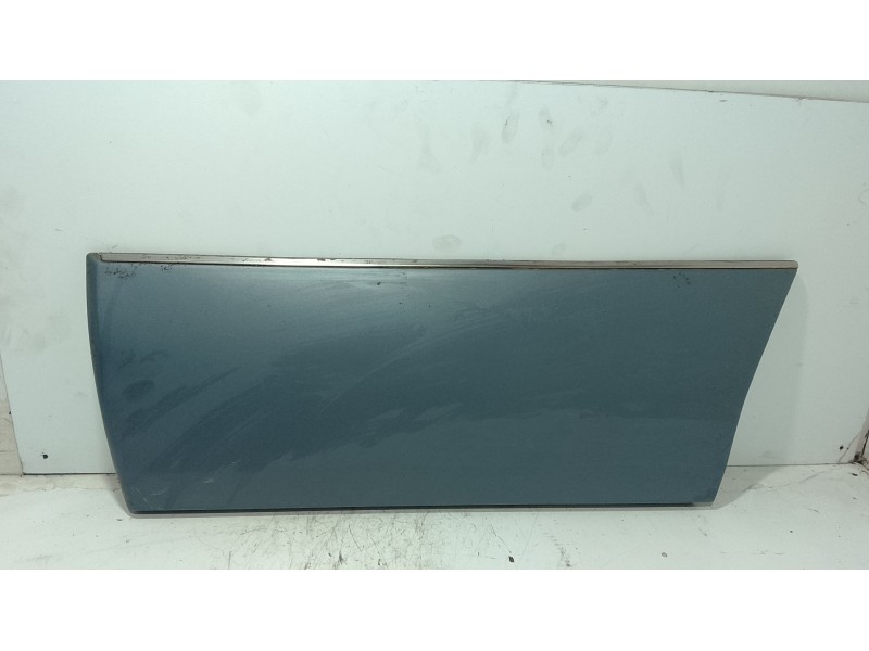 Recambio de moldura para mercedes-benz 124 sedán (w124) 300 e (124.030) referencia OEM IAM   