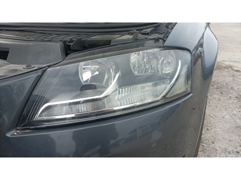 Recambio de faro izquierdo para audi a3 (8p1) 1.9 tdi referencia OEM IAM   