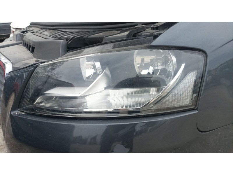 Recambio de faro izquierdo para audi a3 (8p1) 1.9 tdi referencia OEM IAM   
