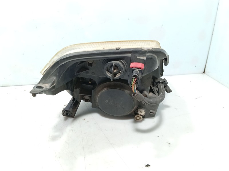 Recambio de faro izquierdo para citroën c2 (jm_) 1.4 hdi referencia OEM IAM 620870  
