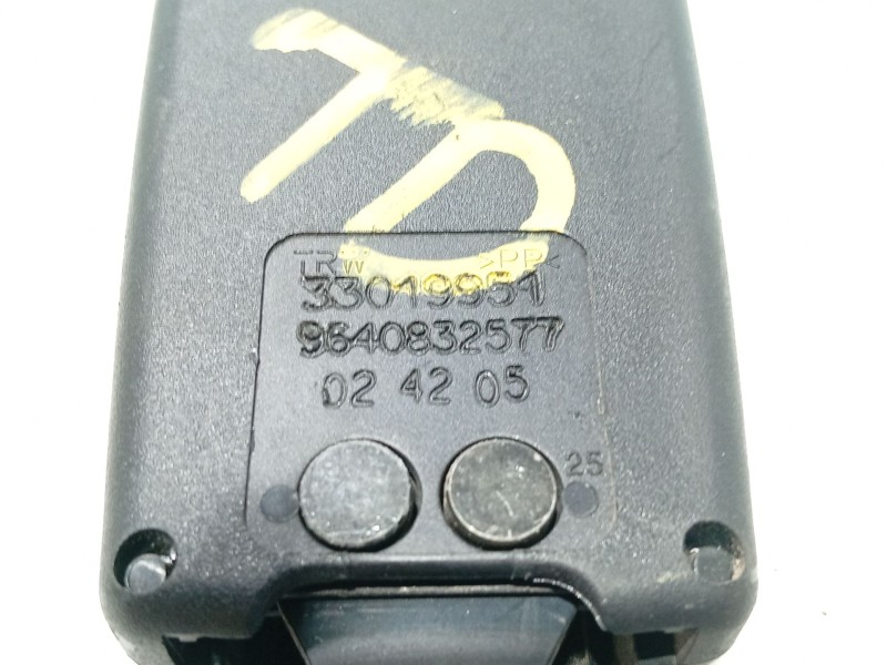 Recambio de anclaje cinturon trasero derecho para citroën c2 (jm_) 1.4 hdi referencia OEM IAM   
