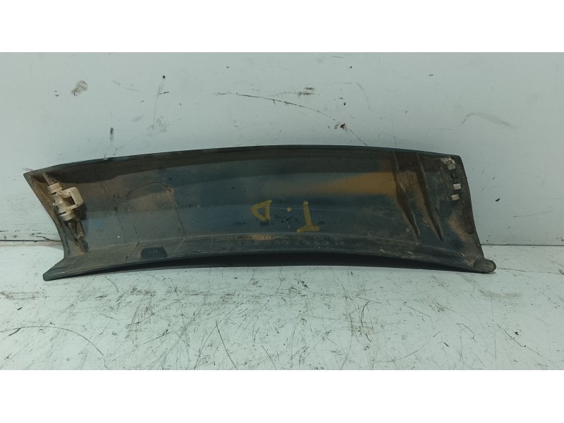 Recambio de moldura para mercedes-benz 124 sedán (w124) 300 e (124.030) referencia OEM IAM   