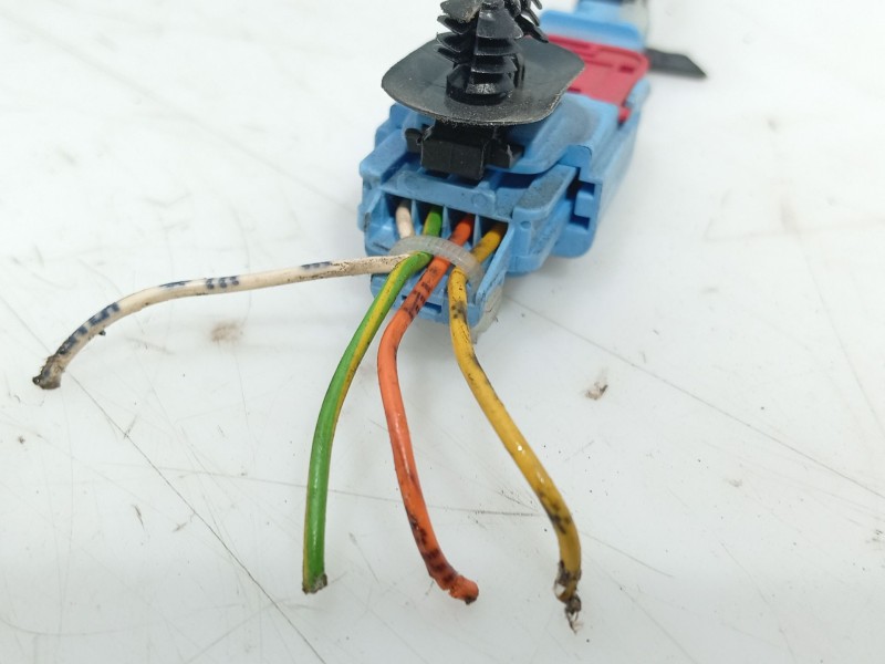 Recambio de anclaje cinturon delantero izquierdo para citroën c2 (jm_) 1.4 hdi referencia OEM IAM   