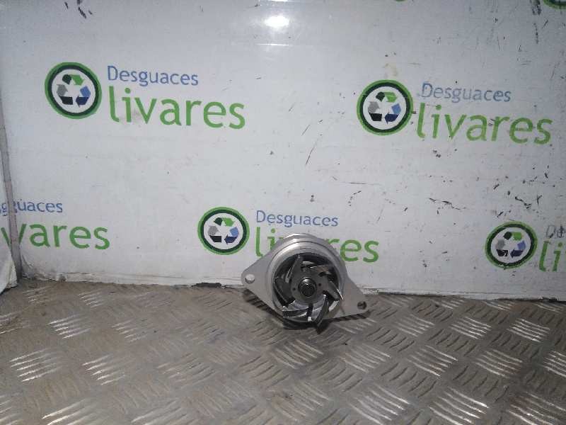 Recambio de bomba agua para  referencia OEM IAM 506385  