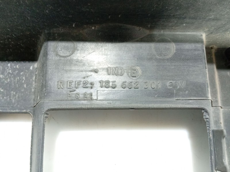 Recambio de panel frontal para citroën c2 (jm_) 1.4 hdi referencia OEM IAM   
