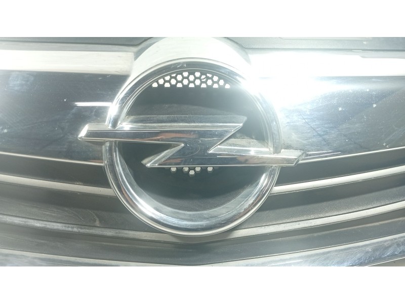 Recambio de moldura para opel astra h (a04) 1.4 (l48) referencia OEM IAM   