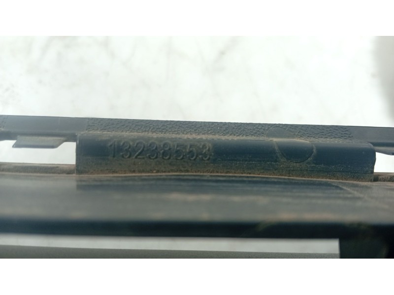 Recambio de moldura para opel astra h (a04) 1.4 (l48) referencia OEM IAM   