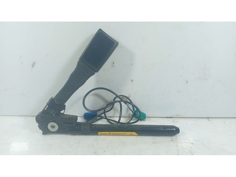 Recambio de anclaje cinturon delantero izquierdo para opel astra h (a04) 1.4 (l48) referencia OEM IAM   