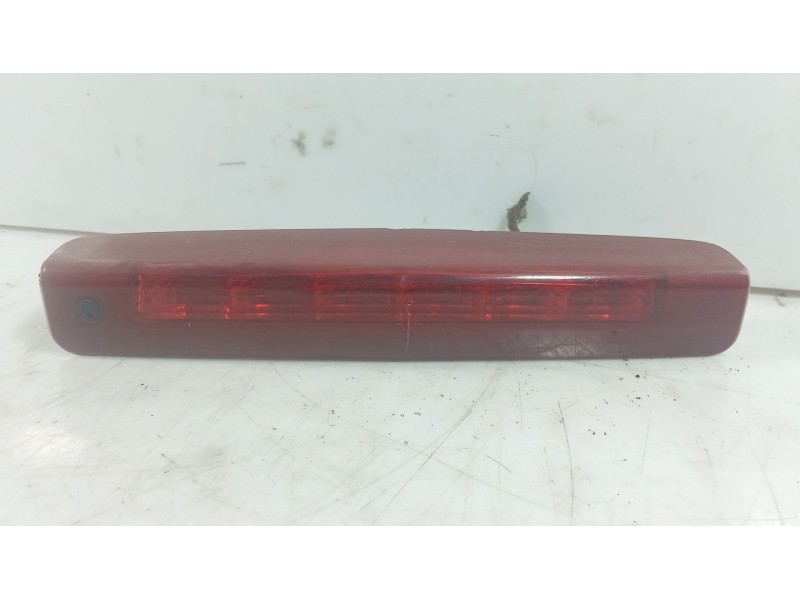 Recambio de piloto trasero central para opel astra h (a04) 1.4 (l48) referencia OEM IAM   