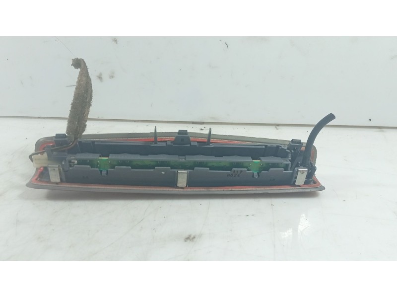 Recambio de piloto trasero central para opel astra h (a04) 1.4 (l48) referencia OEM IAM   