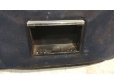 Recambio de guarnecido puerta trasera izquierda para mercedes-benz 124 sedán (w124) 300 e (124.030) referencia OEM IAM    2