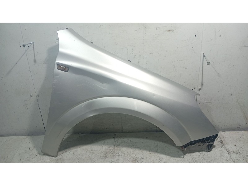 Recambio de aleta delantera derecha para opel astra h (a04) 1.4 (l48) referencia OEM IAM   