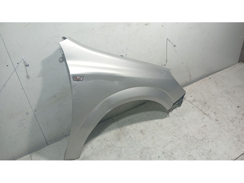 Recambio de aleta delantera derecha para opel astra h (a04) 1.4 (l48) referencia OEM IAM   