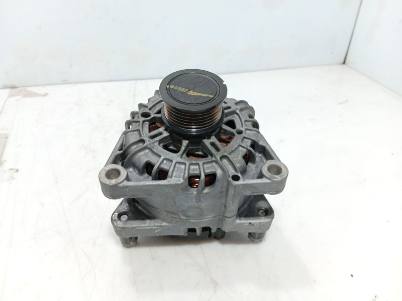 Recambio de alternador para ford focus iii 1.5 tdci referencia OEM IAM   