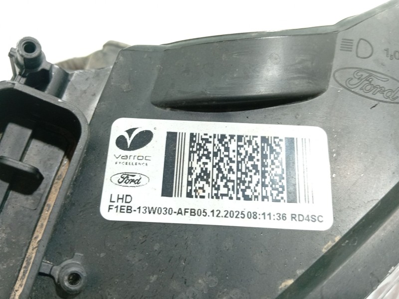 Recambio de faro izquierdo para ford focus iii 1.5 tdci referencia OEM IAM   
