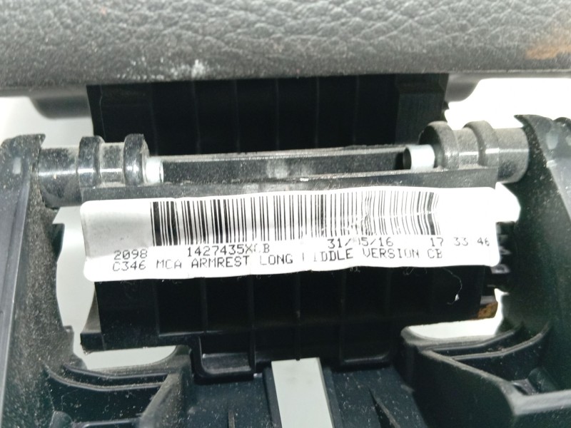 Recambio de apoyabrazos central para ford focus iii 1.5 tdci referencia OEM IAM   