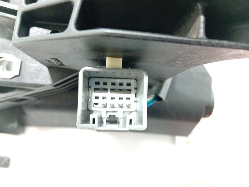 Recambio de palanca cambio para ford focus iii 1.5 tdci referencia OEM IAM   