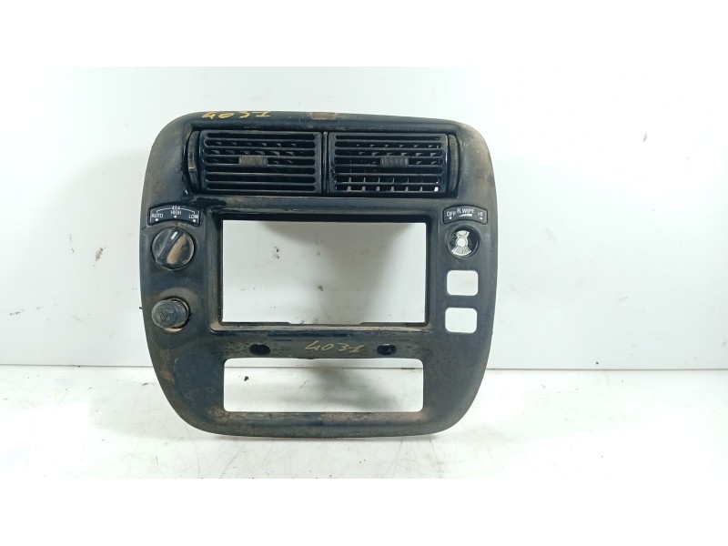 Recambio de aireador central para ford explorer 4.0 full equipped referencia OEM IAM   